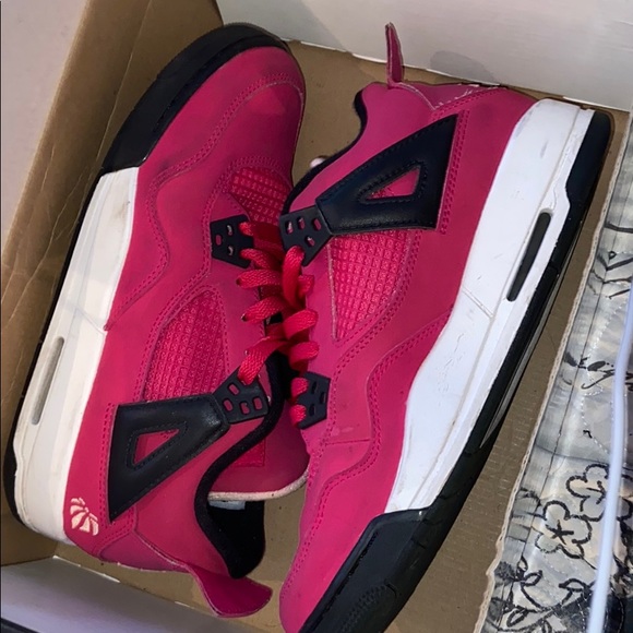 hot pink 4s jordans